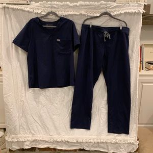 Figs dark blue scrub set, size XL
